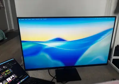 Samsung Smart monitor M7 32” 4K
