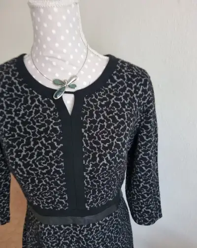 čierno sivé úpletové šaty Gerry Weber veľ. 40