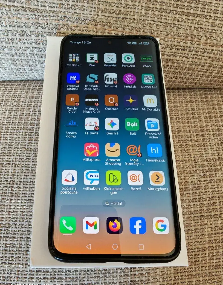 Honor 90