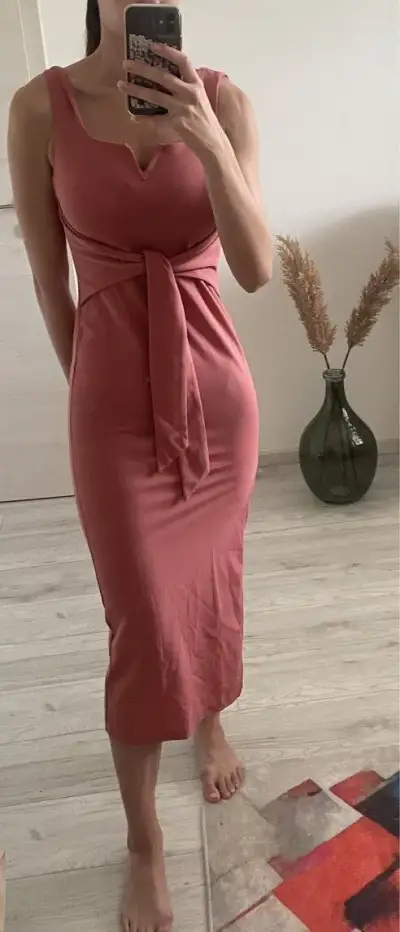 Dámske šaty