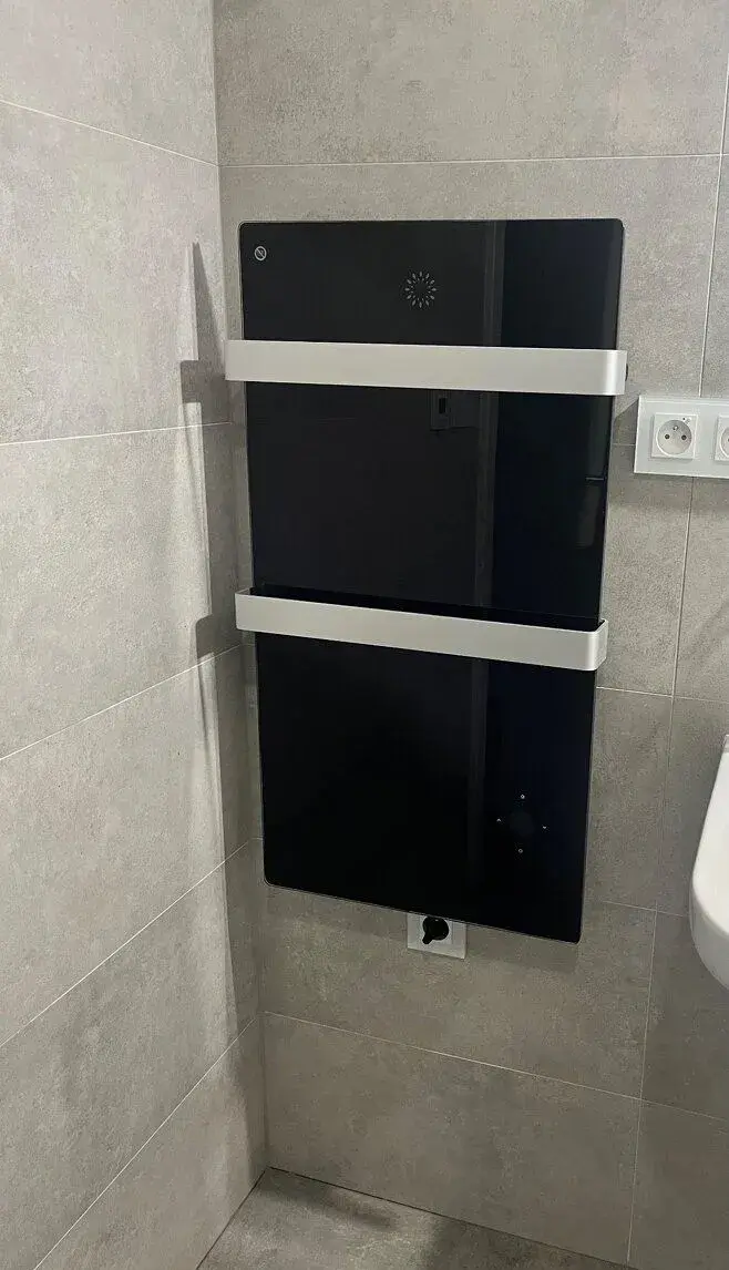 Sklenený vykurovací panel Hevolta