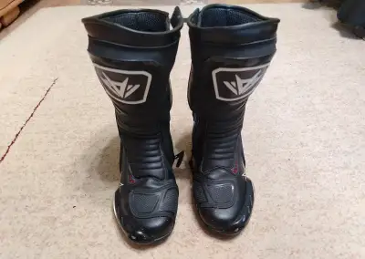 Moto topánky RSA GP01 – veľkosť 39, výborný stav