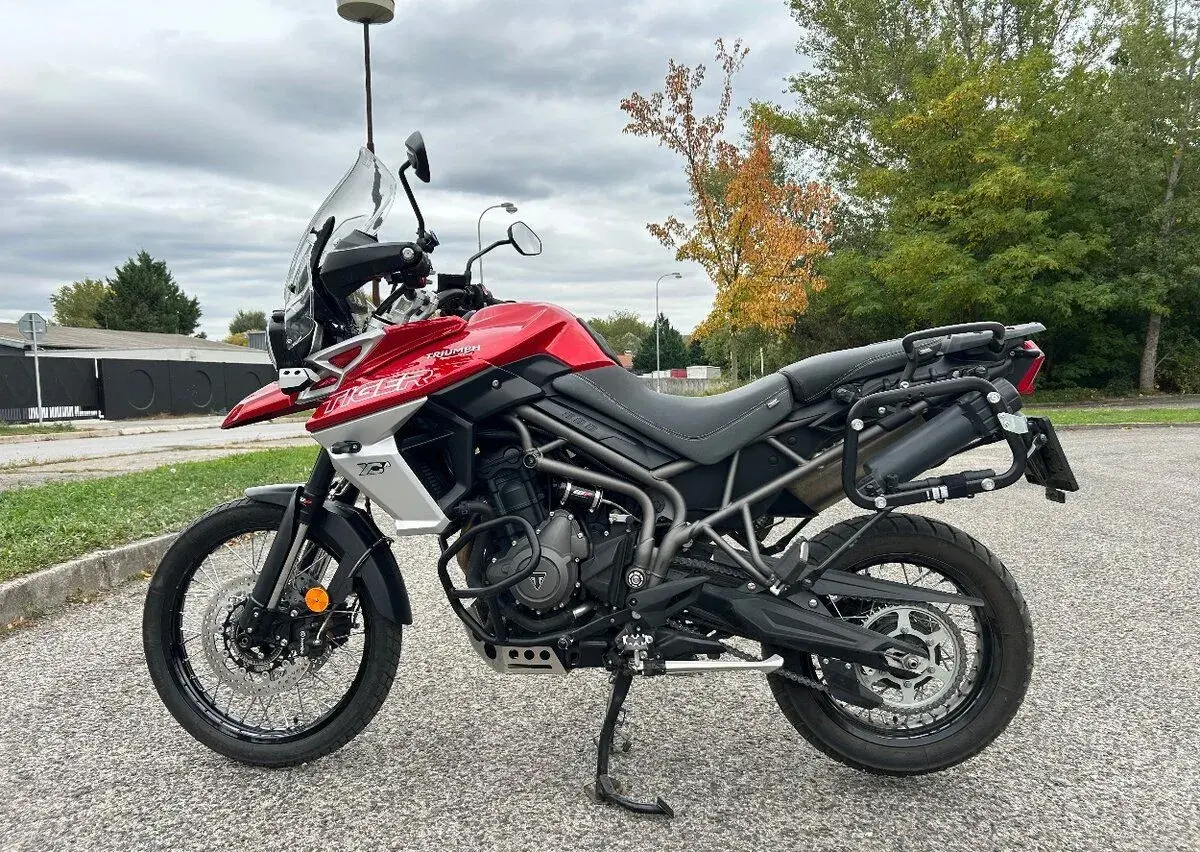 Triumph Tiger 800 XCA, r.v.2018 ,STK 10/2028 , ZIMNÁ cena