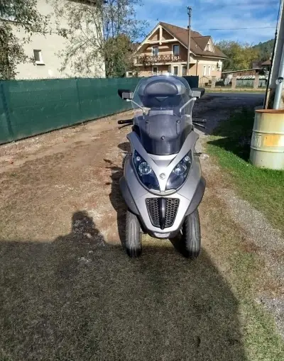 Motocykel Piago MP3-500