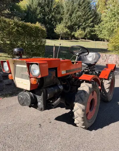 Malotraktor TZ-4K-14 4x4 + vlečka + pluh