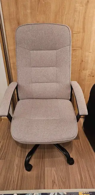 Kancelárske kreslo