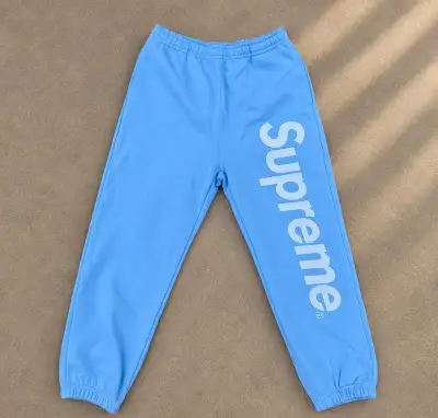 Supreme tepláky