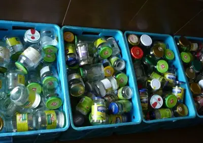 Zavaraninove pohare 0,2 L 0,7L atd.komplet aj y viečka kompl