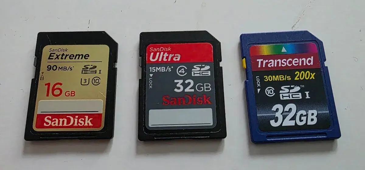 SD karty SanDisk 16GB, 32GB, Transcend 32GB