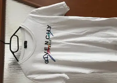 GIVENCHY damske tricko M/L