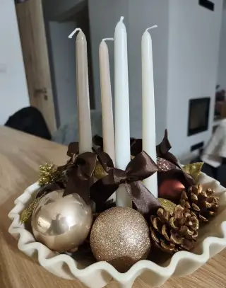 Adventný svietnik