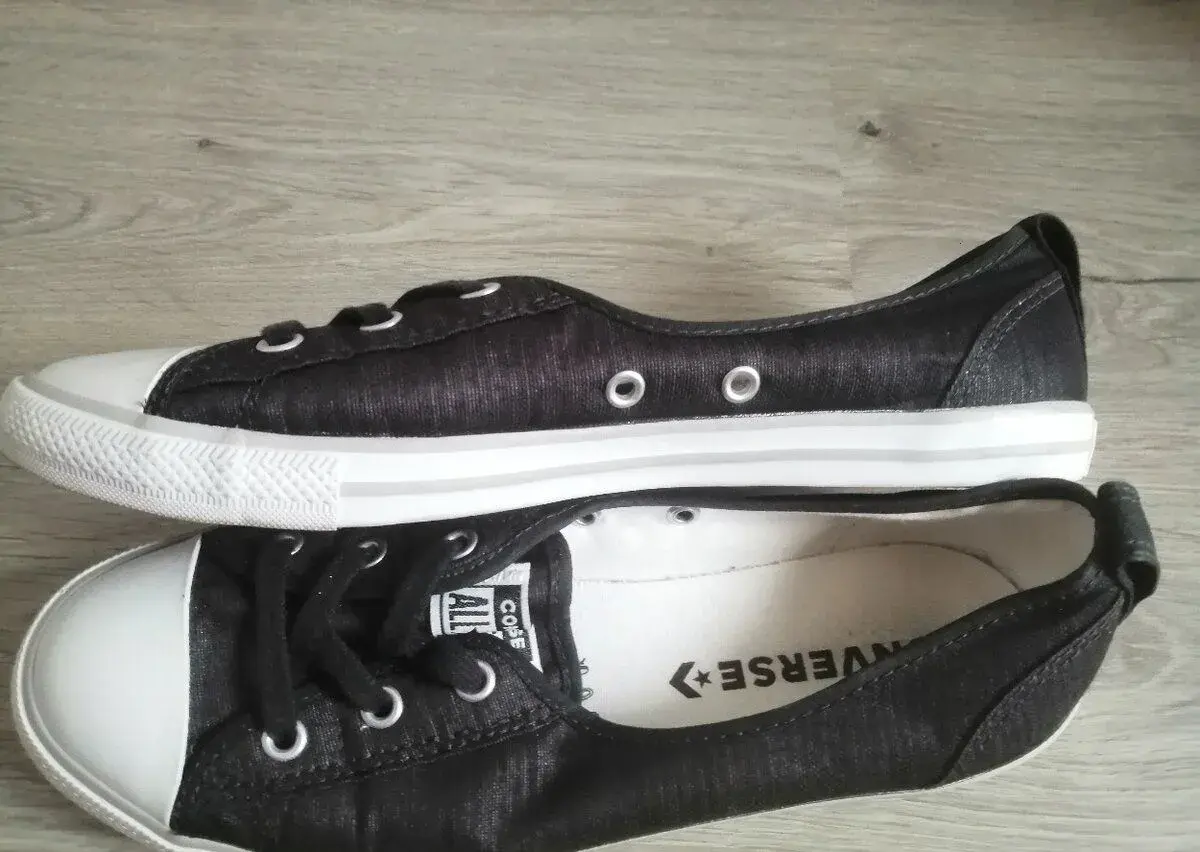 Converse čierne