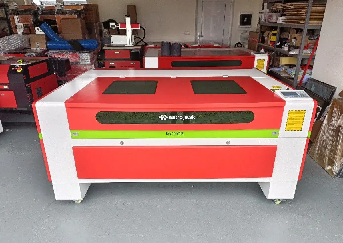 Veľký a silný 130W Co2 laser 1400x900mm, gravírka