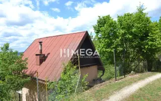 PREDAJ CHATKY s POZEMKOM (oblasť PONIKLEC)