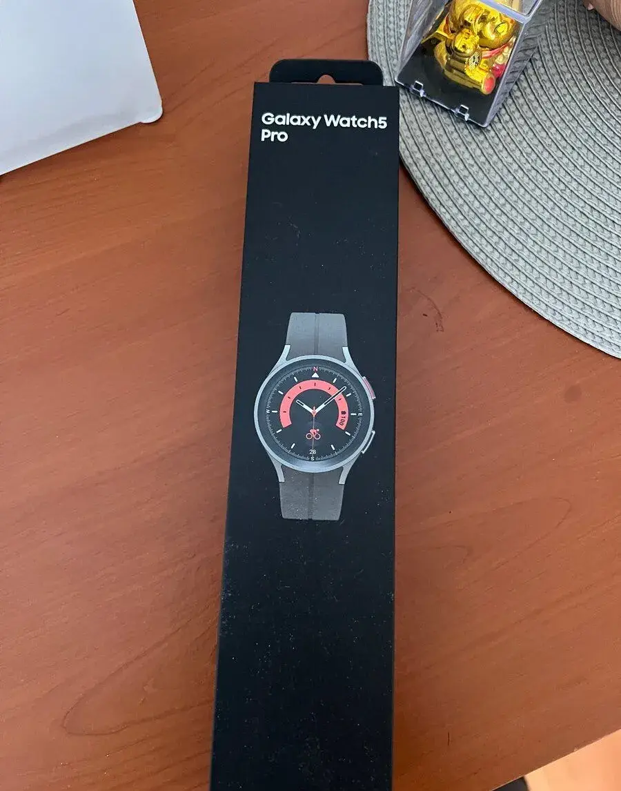 Samsung Galaxy Watch5 Pro 45mm (Gray Titanium) + krabica