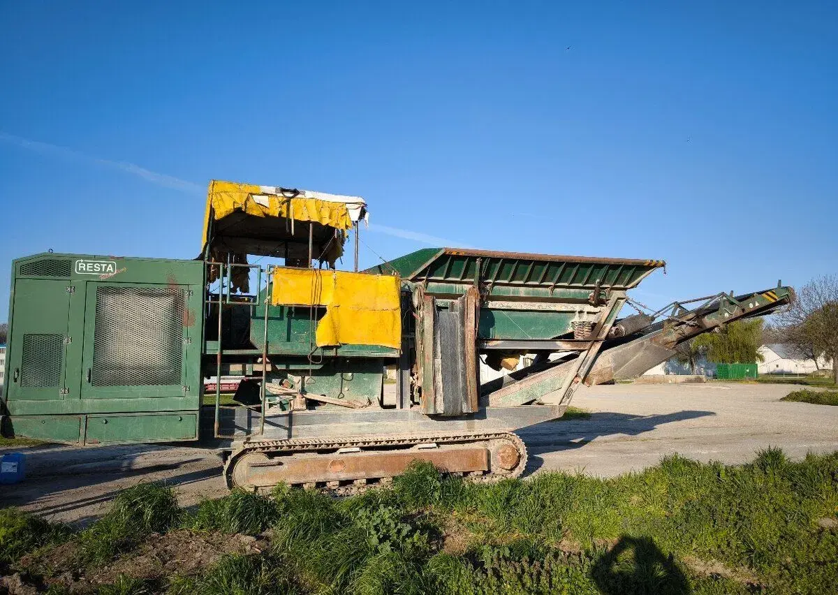 Mobilný drvič Resta 900X600 búranie a recyklácia na mieste
