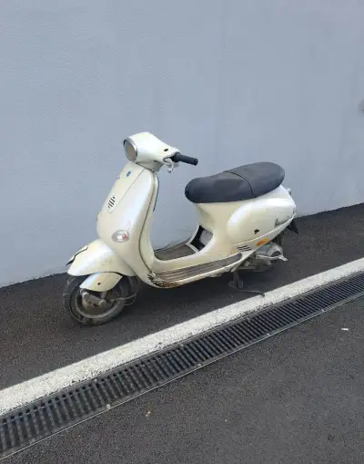 Vespa 150 4t