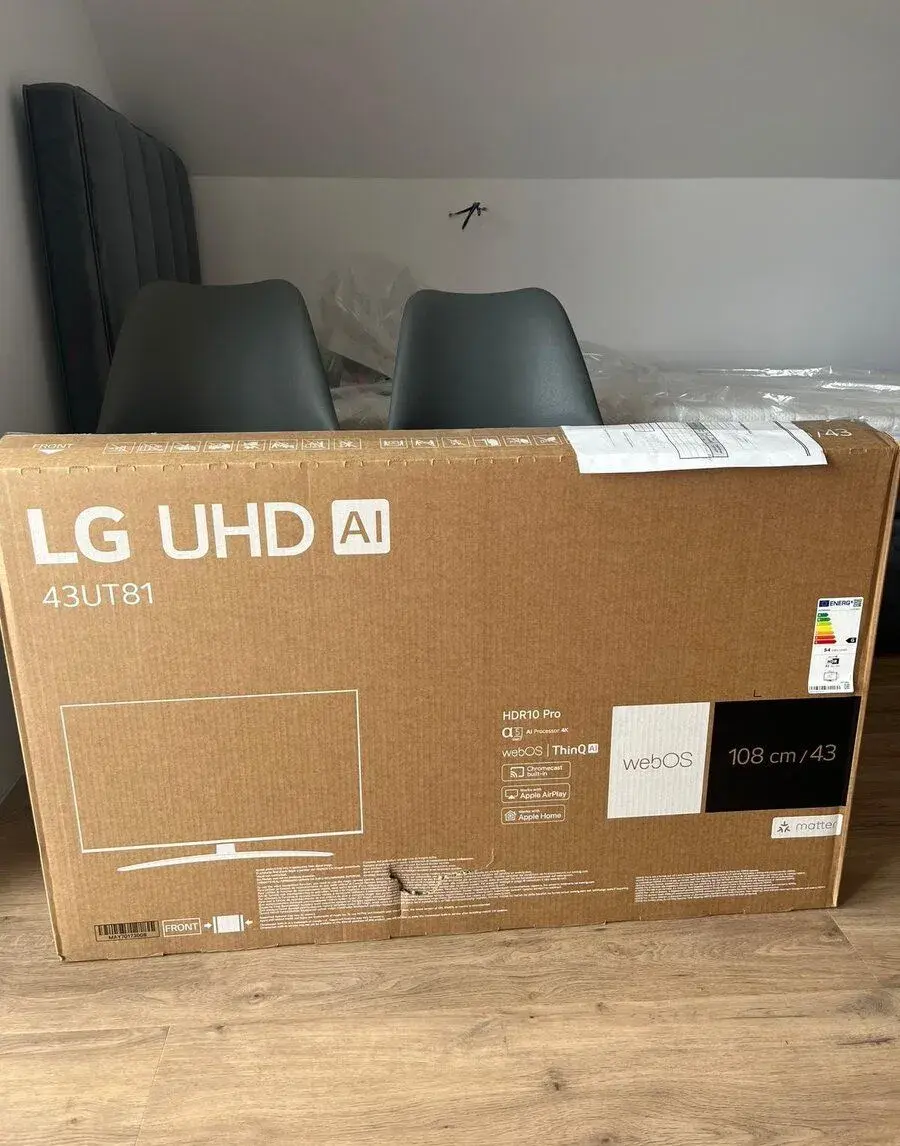Televízor na náhradné diely LG 43UT8100