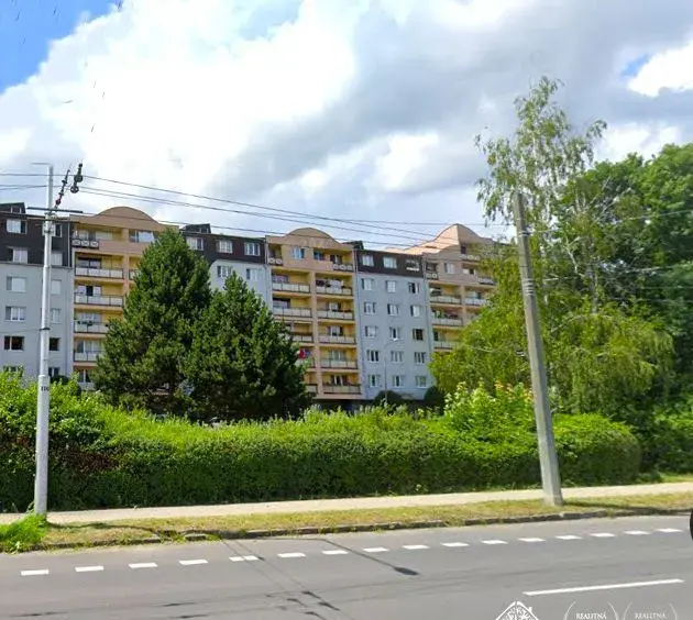 Delta-Nebytový priestor 82 m2 Banská Bystrica predaj