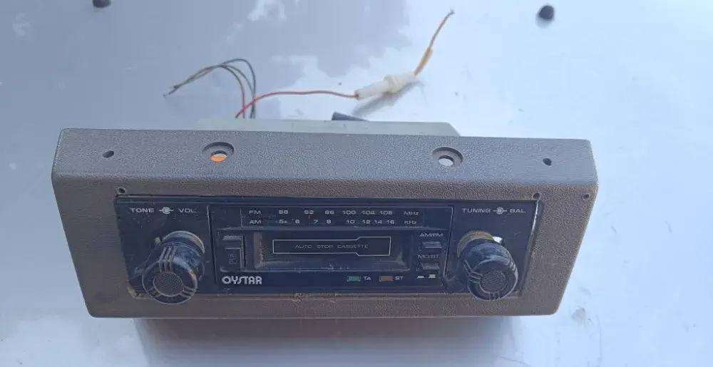 Autorádio Oystar OY-702