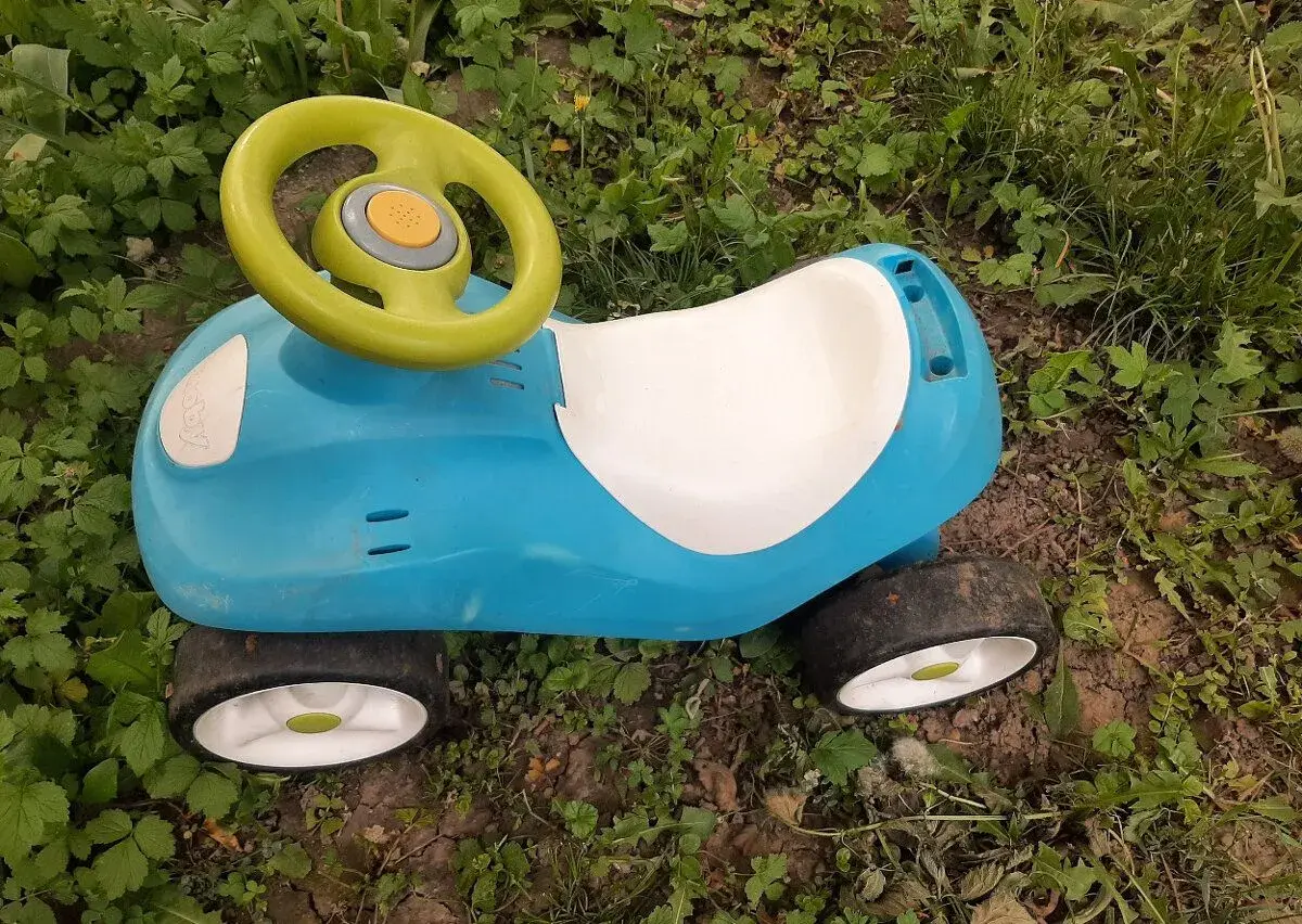 Odrazadlo - auto modre