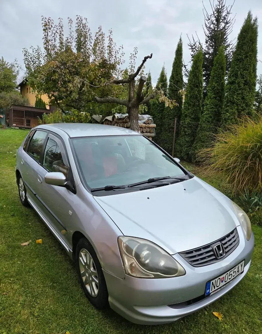 Honda Civic – 2005, 182 000 km