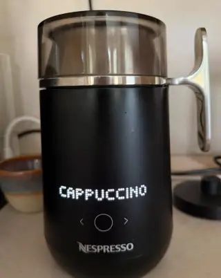 Nespresso PRÉMIOVÝ šlahač mlieka