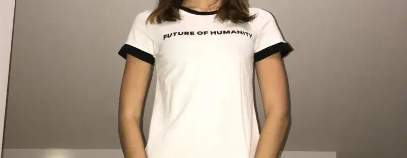 Tričko (M-sedí ako S)