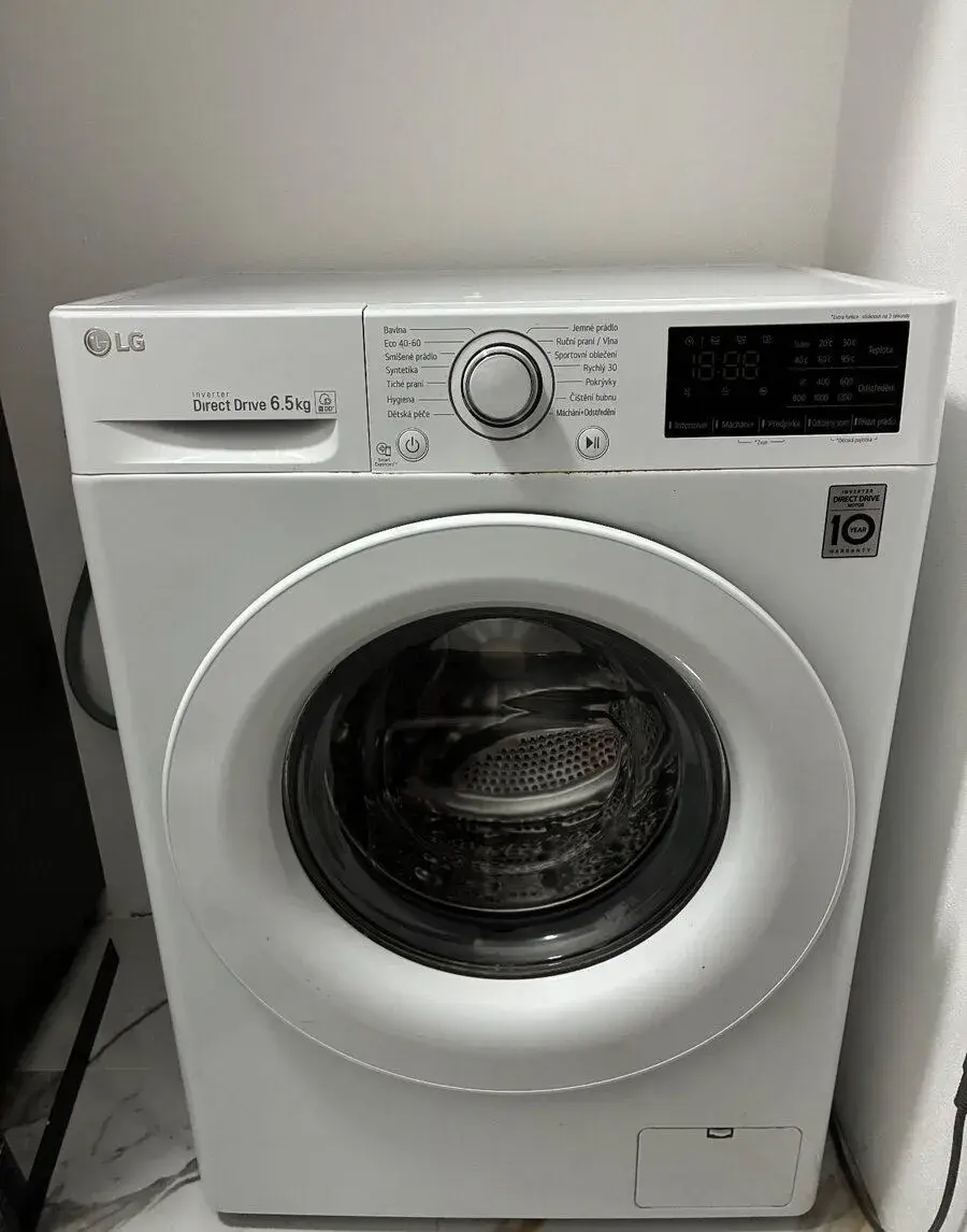 Práčku LG F26V2WN3W – 6,5 kg, Direct Drive
