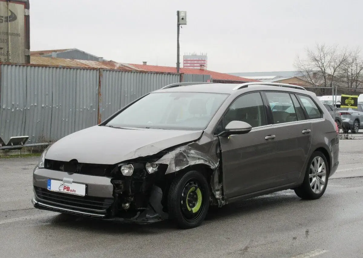 Volkswagen Golf – 2014, 246 734 km