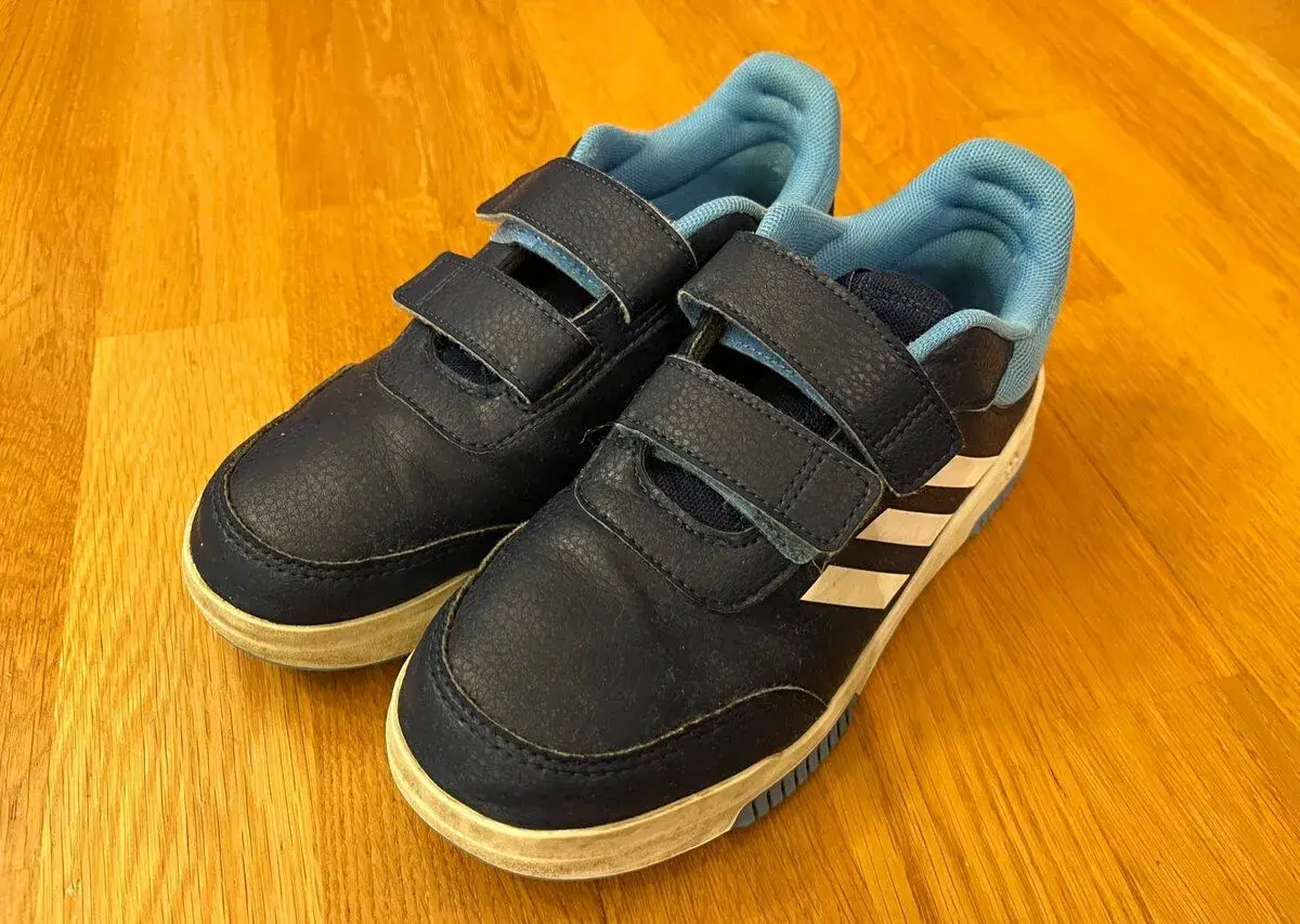 detske tenisky adidas 36 tmavomodre