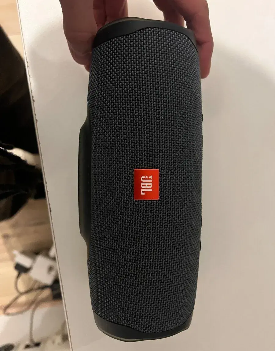 Jbl charge essential 2