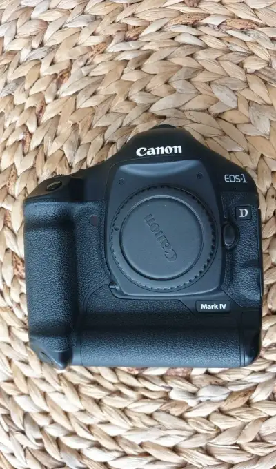 Canon 1D Mark IV
