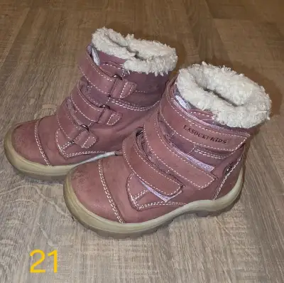 Dievcenske zimne topanky velkost 21