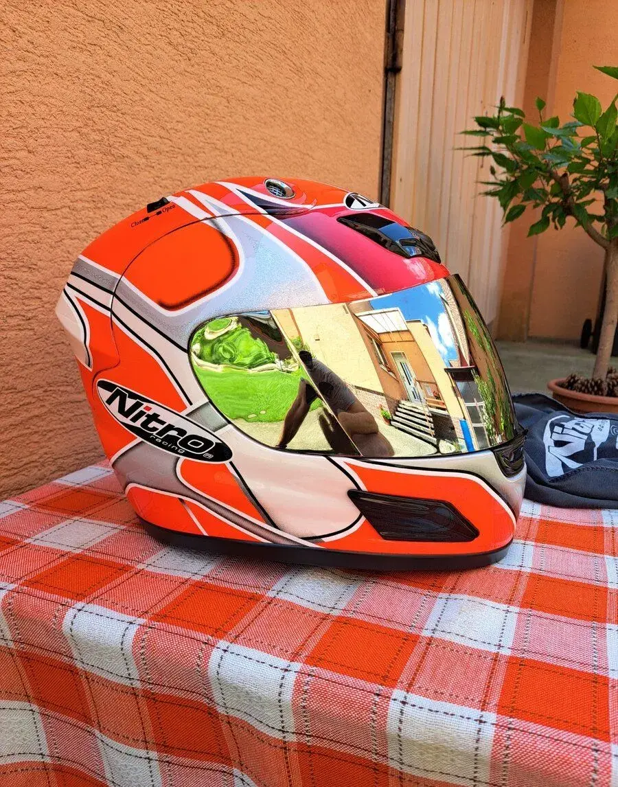 Nitro N800-V