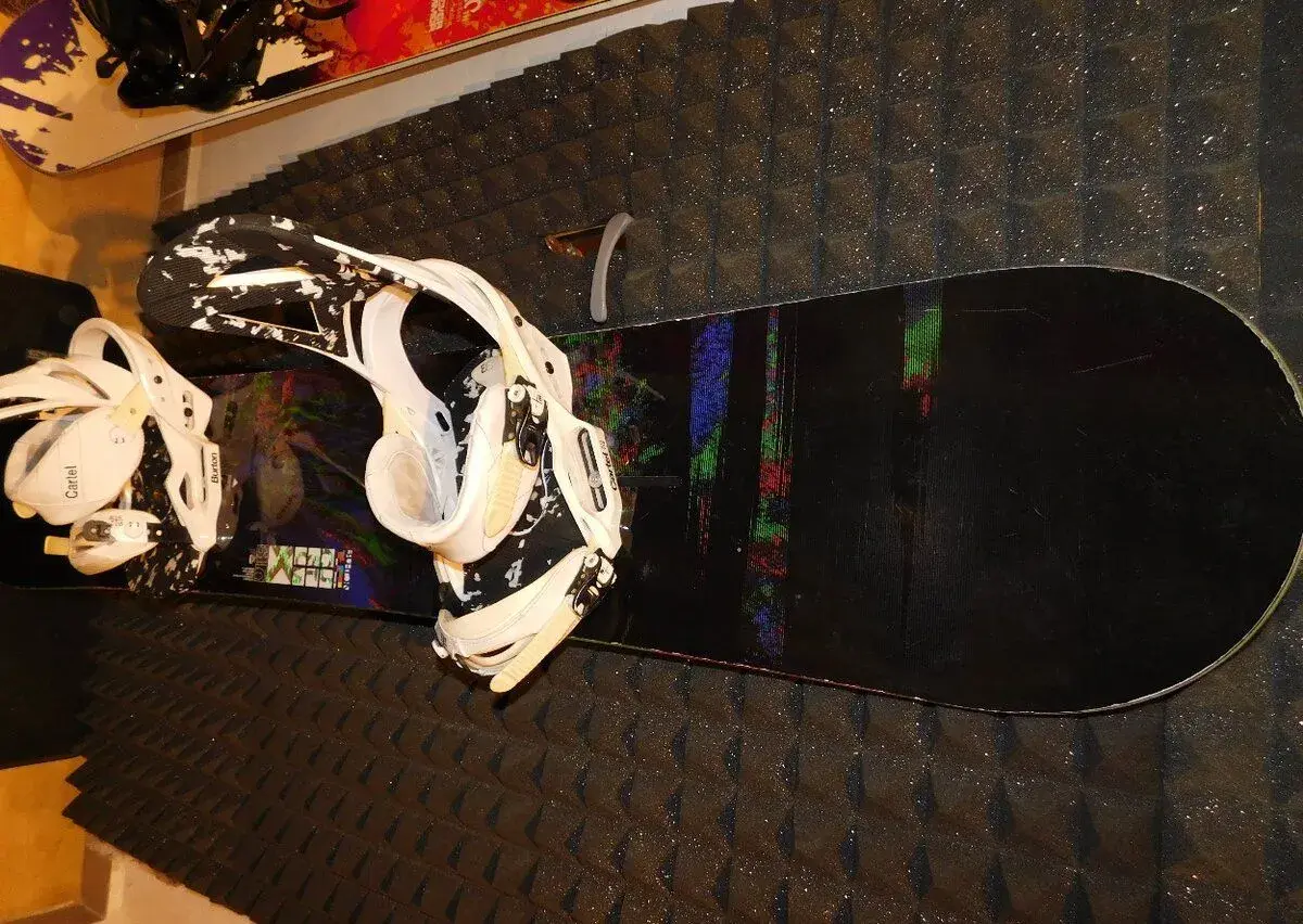 Burton 156cm