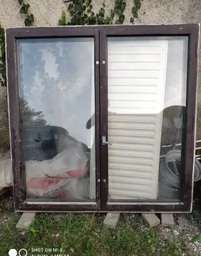 Okno s rámom 1480 x 1480