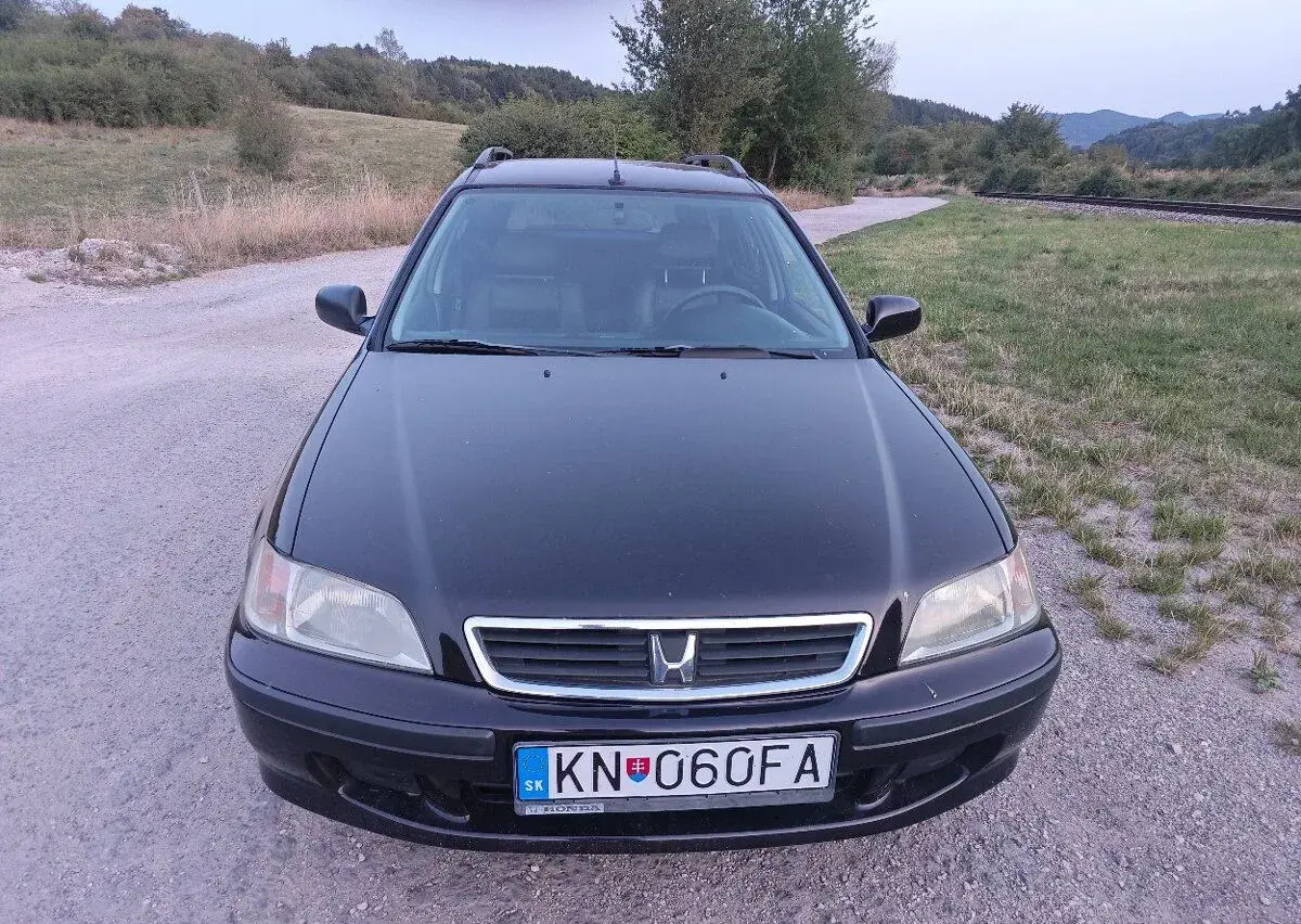 Honda Civic – 1999, 182 000 km