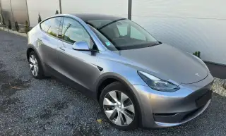 Tesla Model – 192 000 km