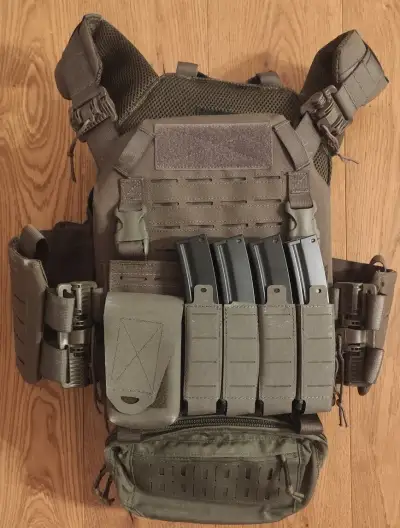 Nosič plátov Invader Gear Reaper QRB + Bojový opasok Invader
