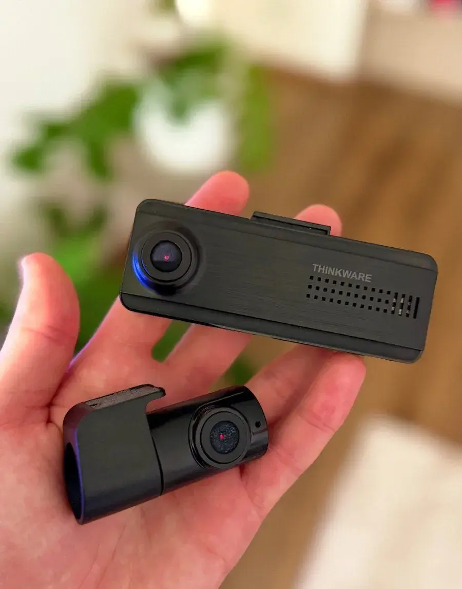 Autokamera Thinkware dash cam F200 Pro