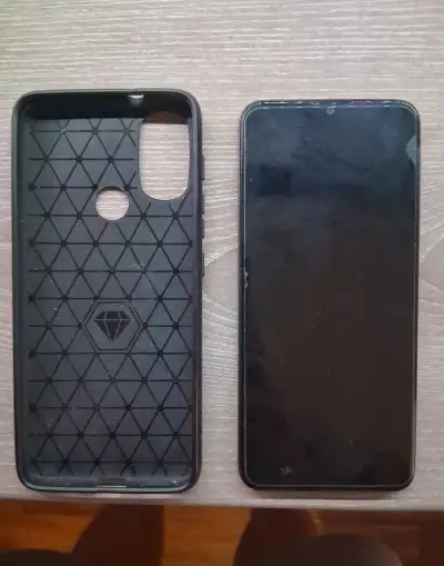 Motorola E20 xt2155-3 používaná Plne funkcna