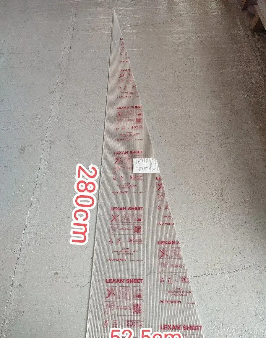 Polykarbonát LEXAN 6mm.