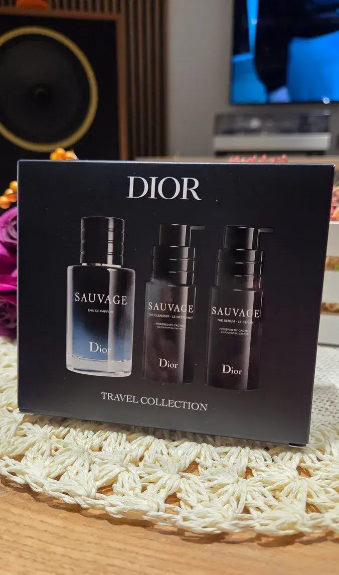 Dior kazeta