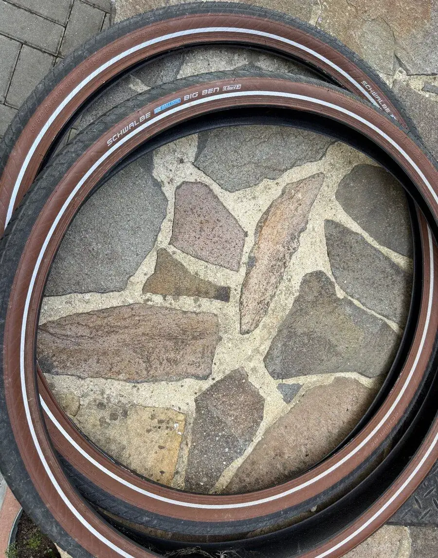 Cestne plaste Schwalbe