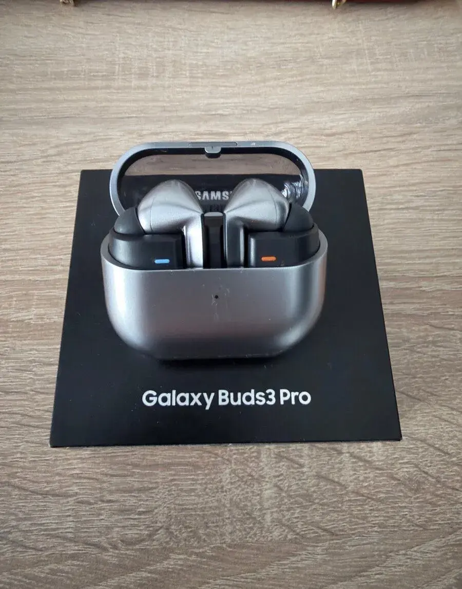 Samsung Galaxy Buds3 Pro Silver – originál, krabička