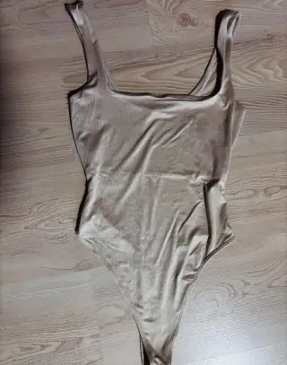 Bershka plavky