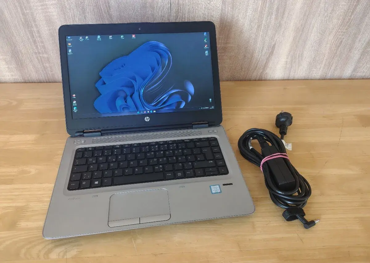 Notebooky HP ProBook 640 G2 - 14.1" / i5 / SSD / Win 11