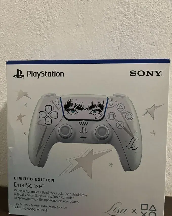 Limitovany joystick LISA na playstation 5 - novy
