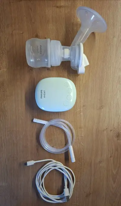 Philips AVENT Essential SCF323/11 Odsavacka na mlieko
